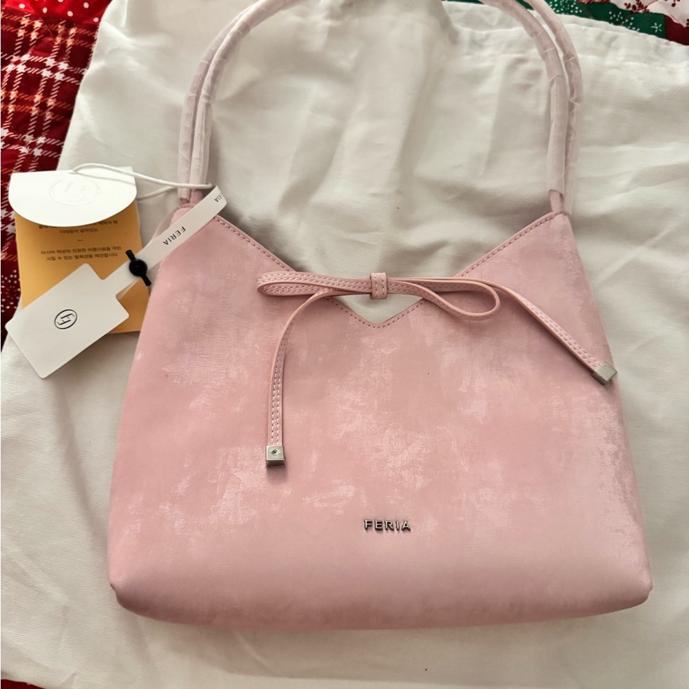 New Feria Light Pink Shoulder Bag